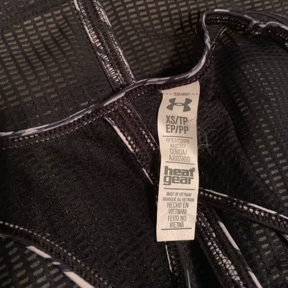 under armor tank top - Picture 5 of 5
